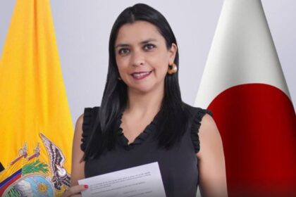 Autoridades de Ecuador y Japón firman acuerdo de servicios aéreos en Quito.