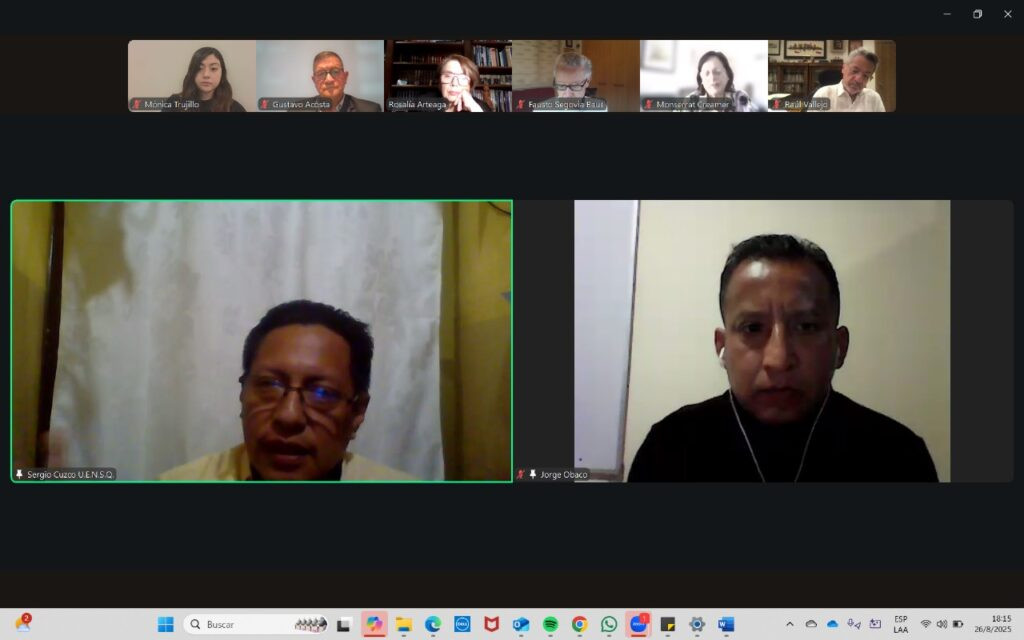 Foro sobre escuela como espacio de protección en Ecuador con exministros y docentes.