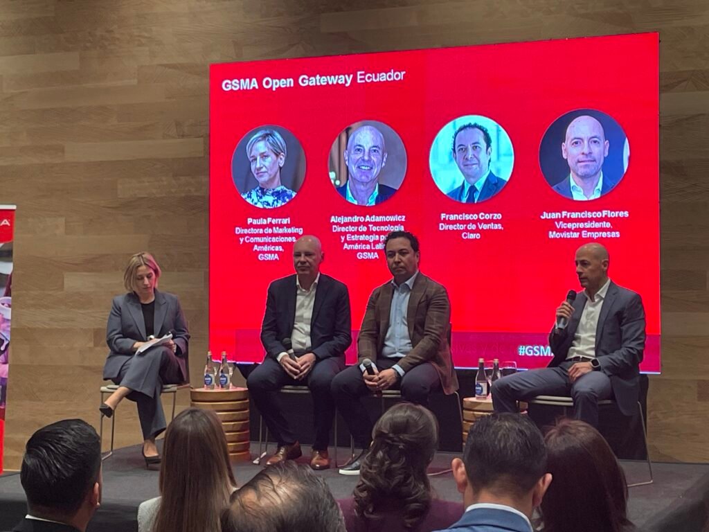 Claro y Movistar lanzan en Quito la solución anti-fraude SIM Swap con GSMA Open Gateway en Ecuador.