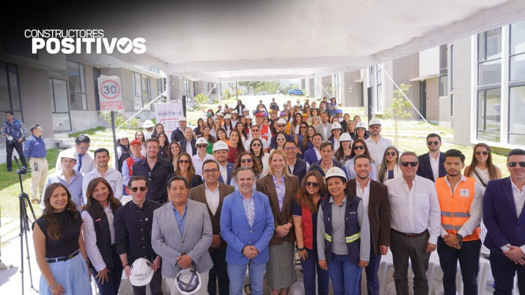 Mujeres ganan espacio en la construcción