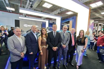 Presentación de GAC en Automundo 2025 en Ecuador con nuevos modelos eléctricos, híbridos y de combustión.