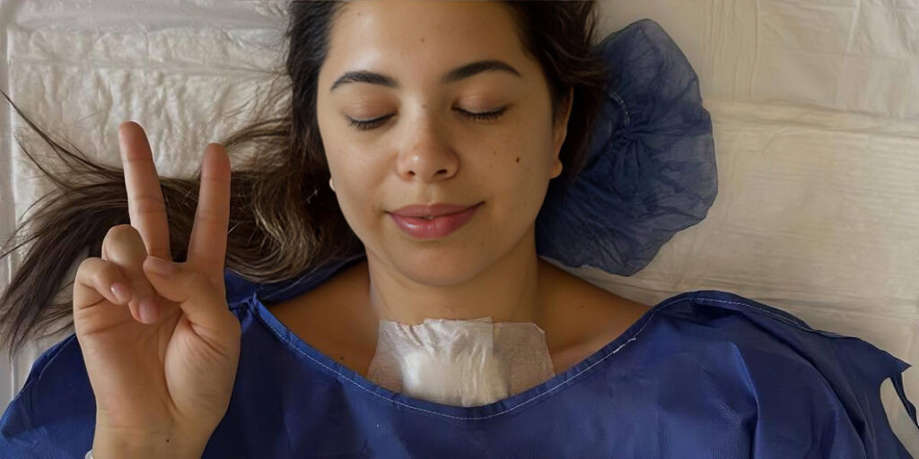 Josh Paredes en hospital conectada a sueros médicos tras revelar diagnóstico de cáncer a seguidores