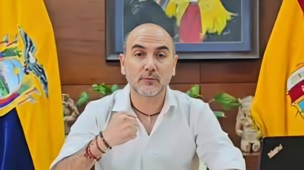 Prefecto de Azuay responde a Noboa sobre Loma Larga