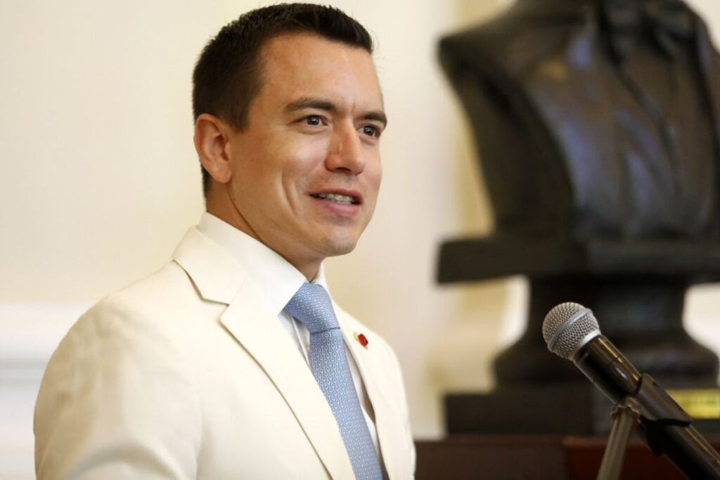 Daniel Noboa frente a la Corte Constitucional y la Conaie en una semana de tensiones políticas en Ecuador.