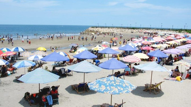 Calendario con los feriados Ecuador 2025 y días festivos oficiales del país