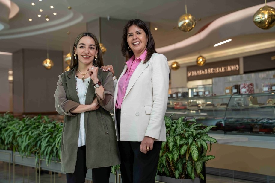 Gabriela Muñoz y Soledad Garcés celebran 30 años de Mall El Jardín como referente comercial en Quito