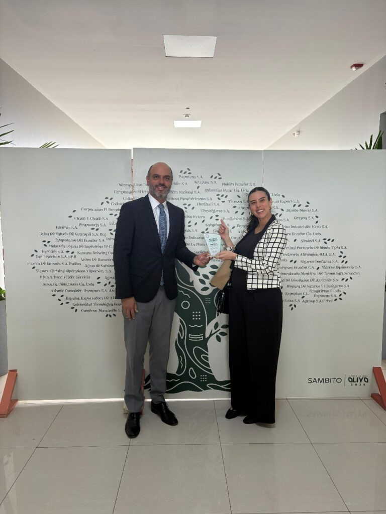 Tecniseguros recibe reconocimiento por su gestión de huella de carbono en el Círculo del Olivo 2025