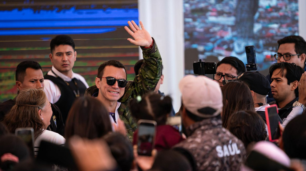 Presidente Daniel Noboa llegando a la Quinta Locoa en Latacunga durante su estadía como sede de la Función Ejecutiva en septiembre 2025