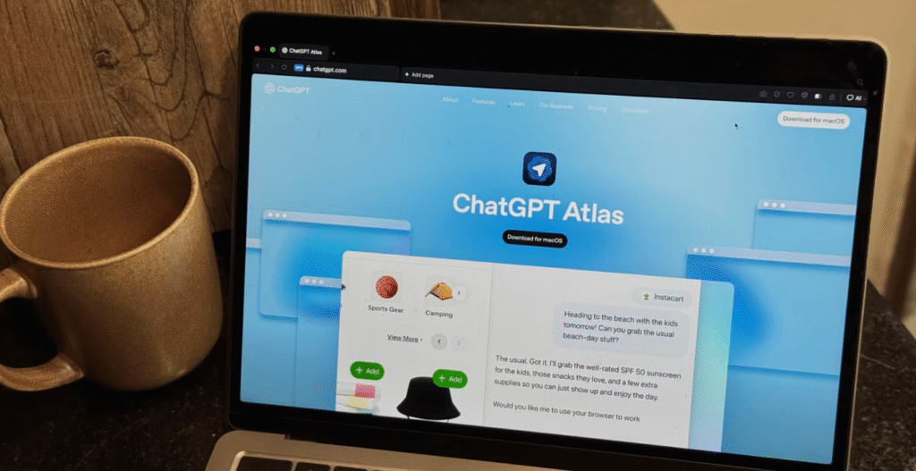 Interfaz del nuevo navegador ChatGPT Atlas de OpenAI mostrando su modo agente y pantalla dividida.