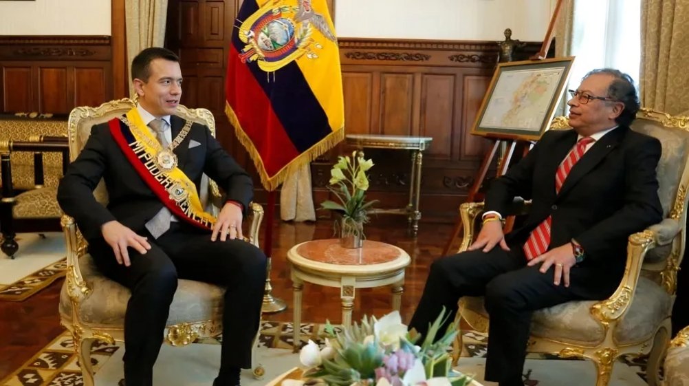 Frontera Ecuador Colombia donde la crisis política de Colombia puede afectar la seguridad ecuatoriana por vínculos con FARC