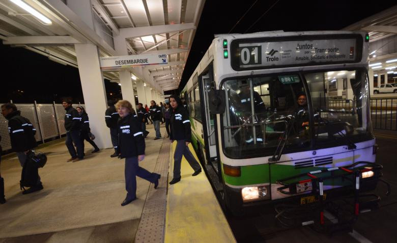 Convocatoria para conductores del Trolebús y Ecovía en Quito