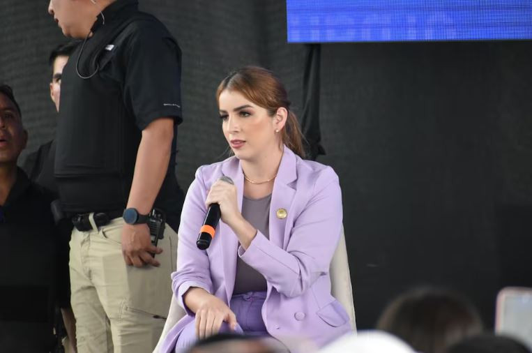 Arianna Tanca renuncia al Viceministerio