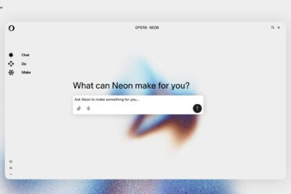 Interfaz de Opera Neon navegador con IA mostrando paneles laterales con aplicaciones de música y mensajería integradas en pantalla de escritorio