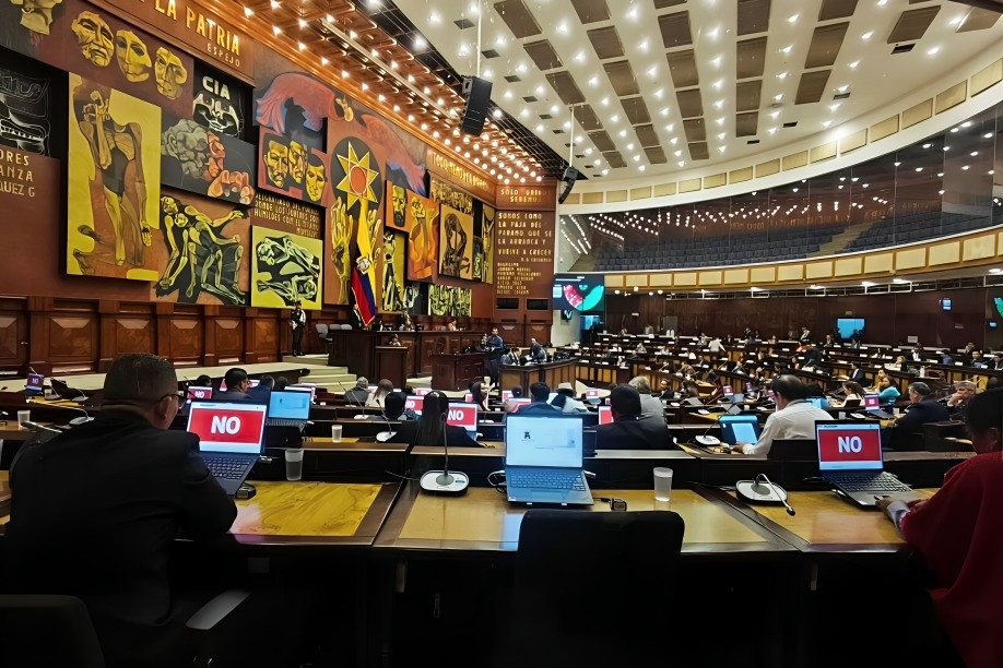 Reducción de asambleístas