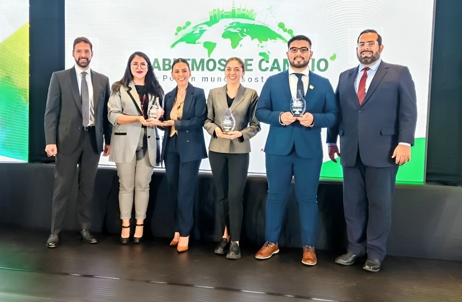 Arca Continental y Tonicorp