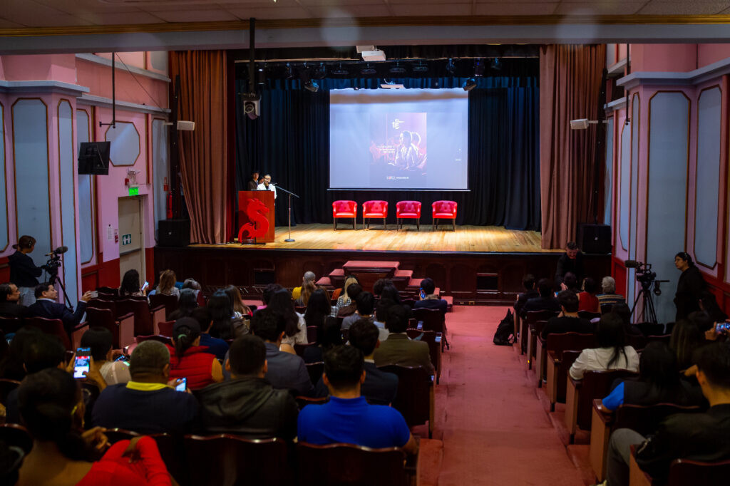 PerDebate 2025 celebrado en la USFQ con expertos internacionales en periodismo