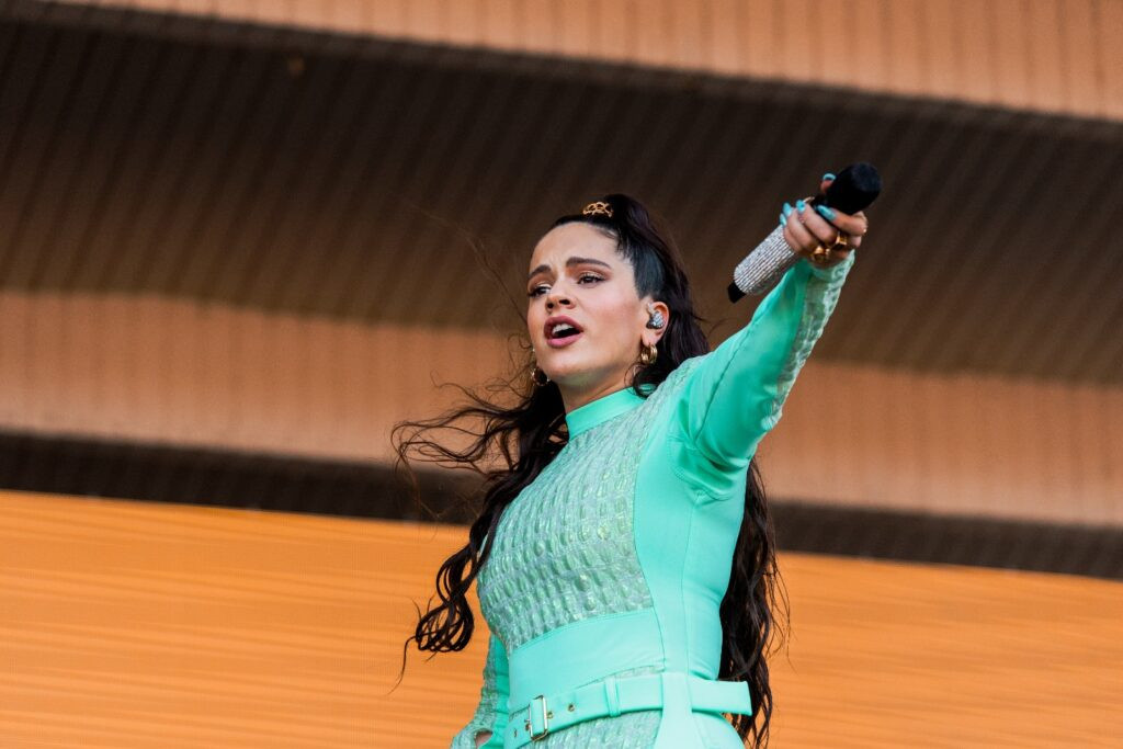 Evolución de la música española y el sonido urbano latino en los rankings musicales