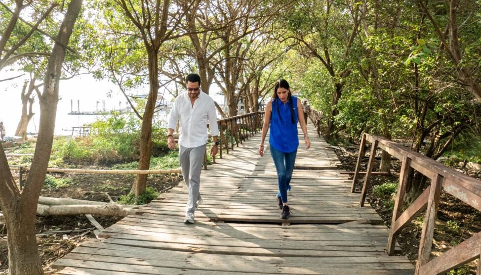 senderos sostenibles en Isla Santay