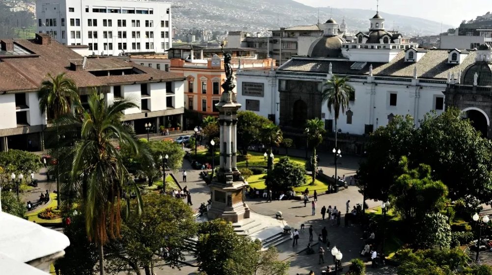Paco Moncayo exalcalde habla sobre retroceso de Quito desde 2009 crisis urbana modelo metropolitano