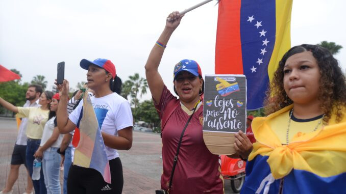 Venezolanos en Ecuador
