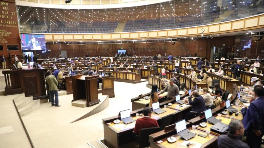 Debate legislativo sobre artículos de la Ley de Integridad Pública en la Asamblea Nacional