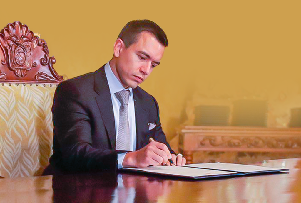 Daniel Noboa durante un acto oficial en una fotografía de archivo
