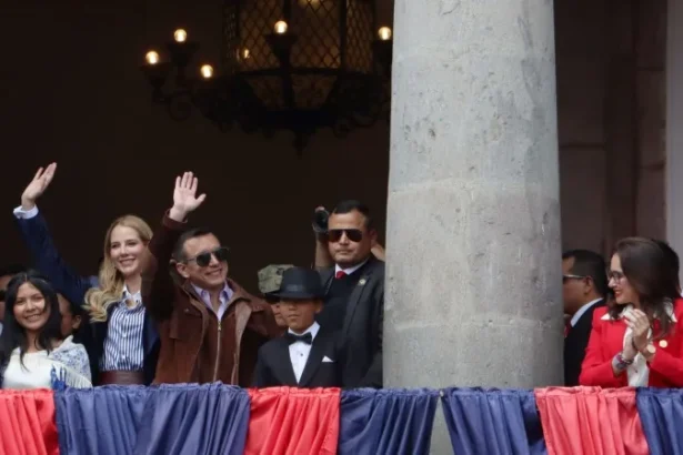 Serenata Quiteña Daniel Noboa