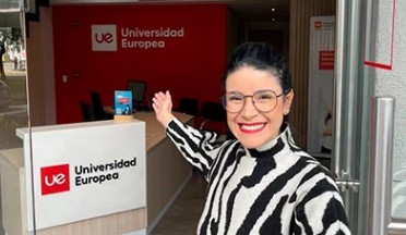 Estudiantes ecuatorianos aplicando a las Becas Globo Común para maestrías online de la Universidad Europea