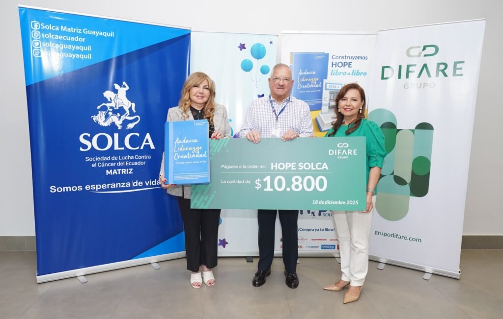 Entrega del aporte de Grupo DIFARE a SOLCA para la construcción del hospital HOPE