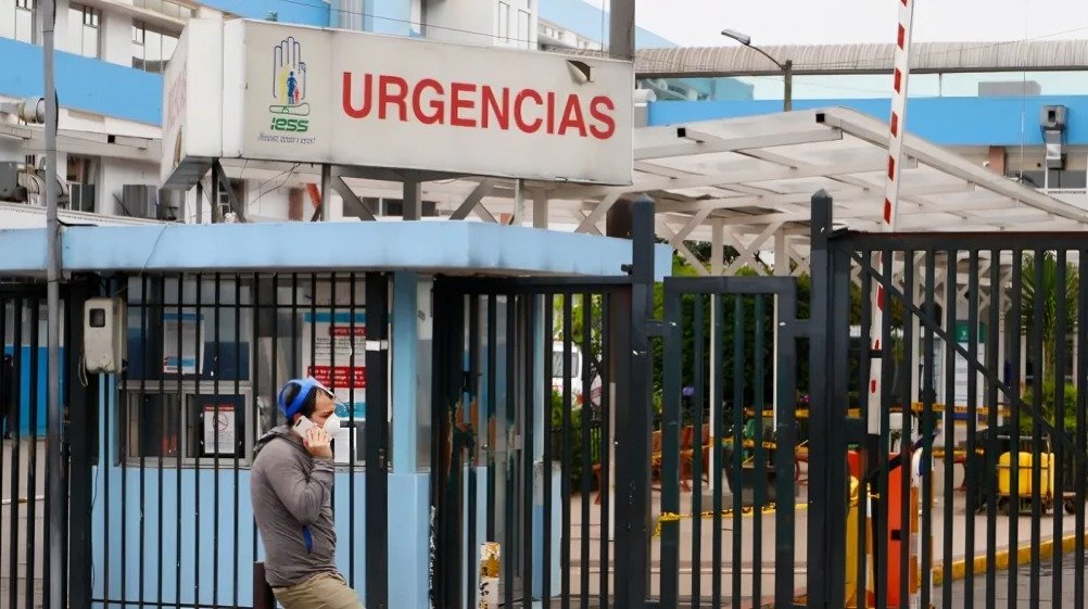 crisis en el sistema de salud de Ecuador