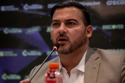 respuesta de Antonio Álvarez