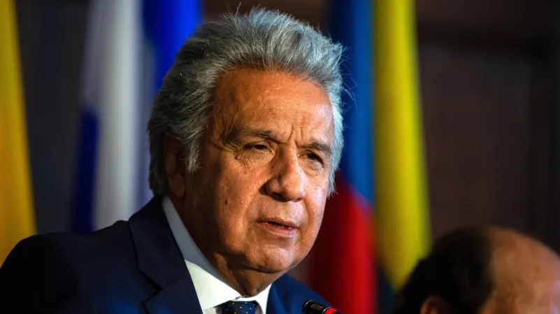 niega sobornos y denuncia persecución del correísmo