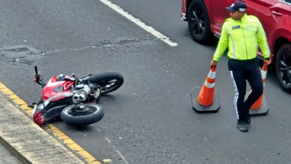 choque contra taxista en Quito