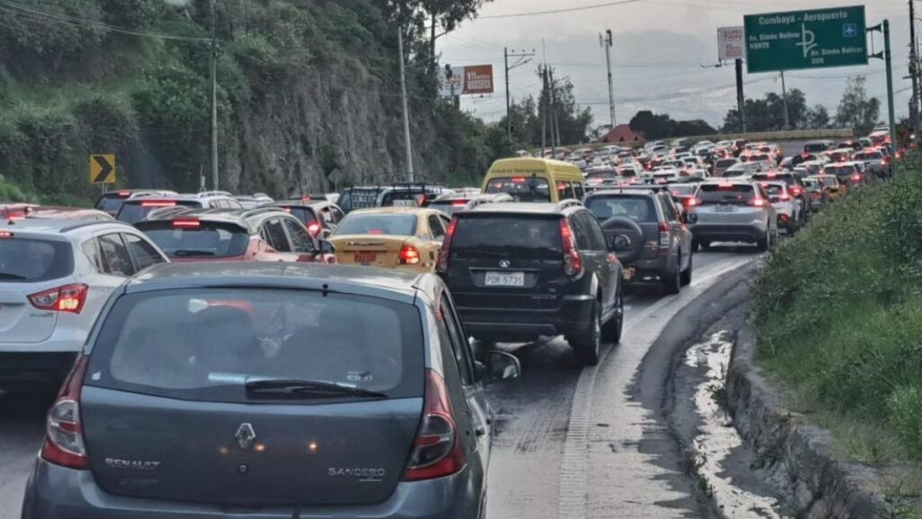 Tercera placa en Quito y debate del Concejo Metropolitano sobre el dispositivo vehicular