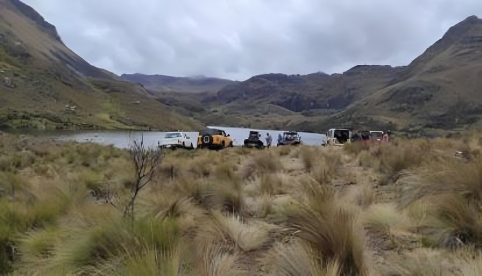 ingreso ilegal de vehículos 4x4 al Parque Nacional Cajas