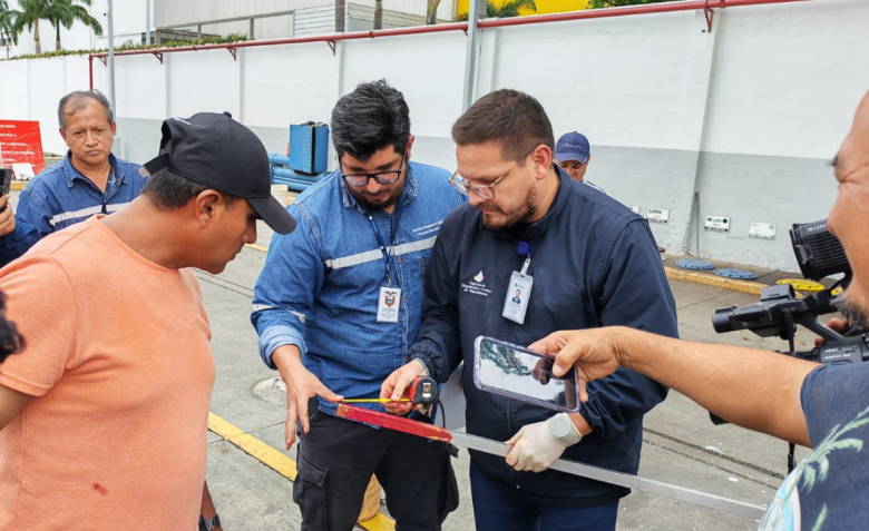 ARCH clausura gasolinera en Daule por combustible adulterado