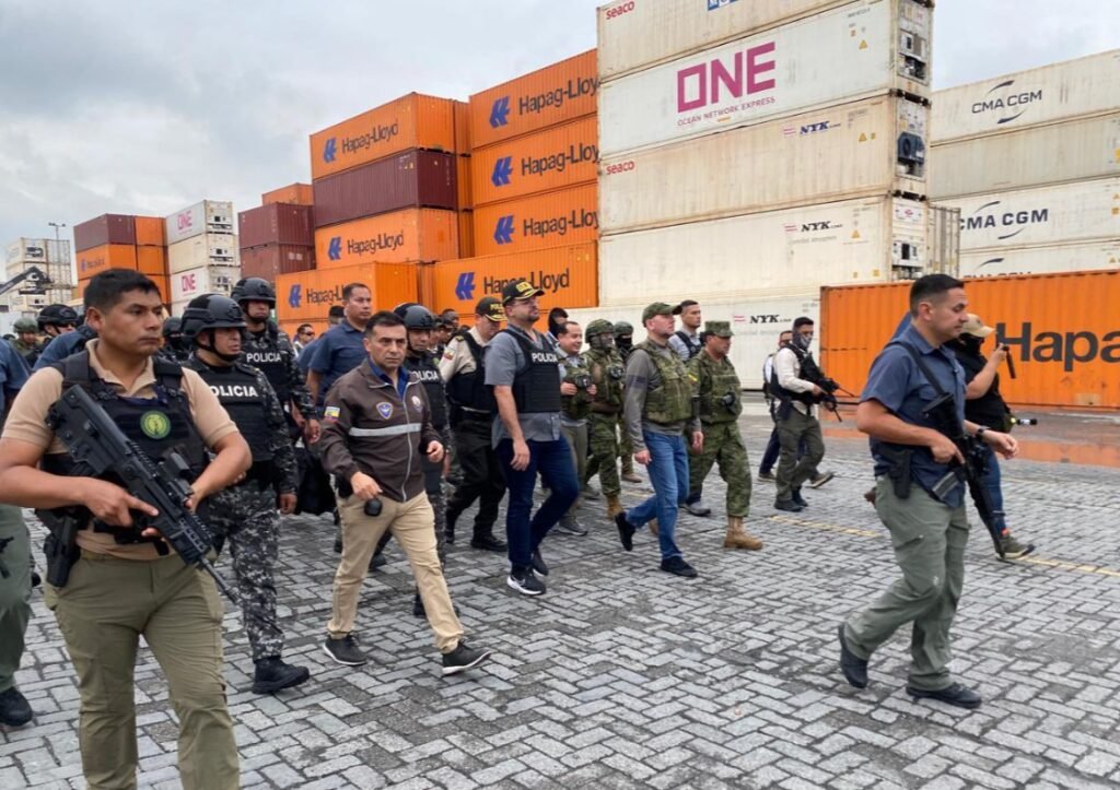 Bloque Seguridad en Guayaquil ejecuta operativos en puertos privados ante denuncias