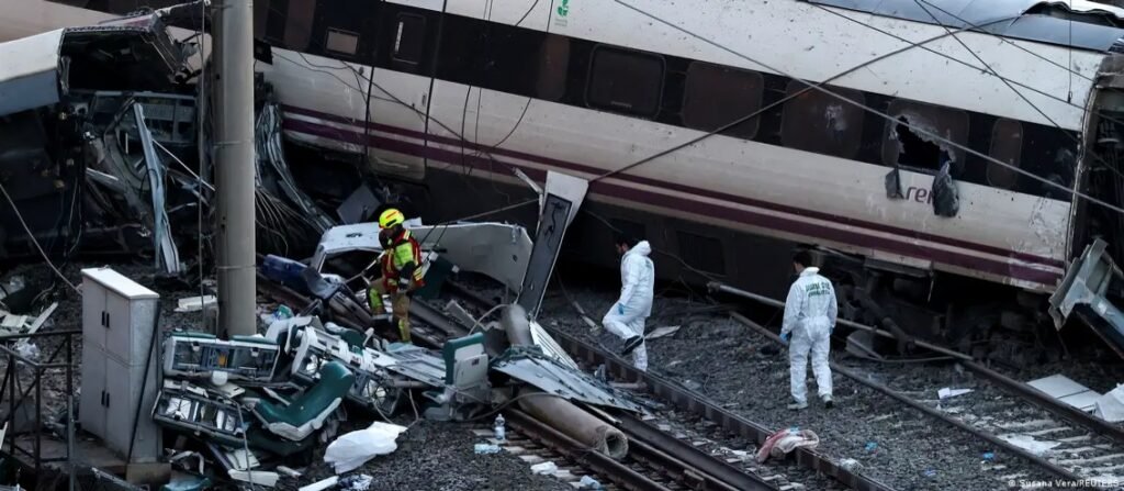 Tragedia en España por colisión de trenes