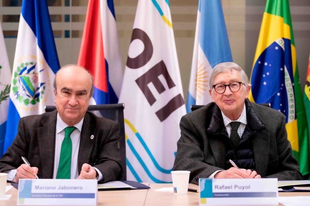 becas OEI UNIR para estudiantes iberoamericanos