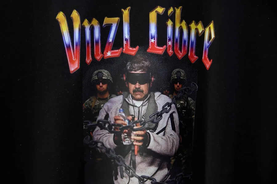 Camisetas de la Captura de Maduro se Convierten en Moda entre Venezolanos en Per&uacute;