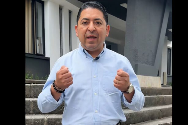 Rodrigo Mendieta rector Universidad de Cuenca electo enero 2026 nuevo líder académico Austro ecuatoriano