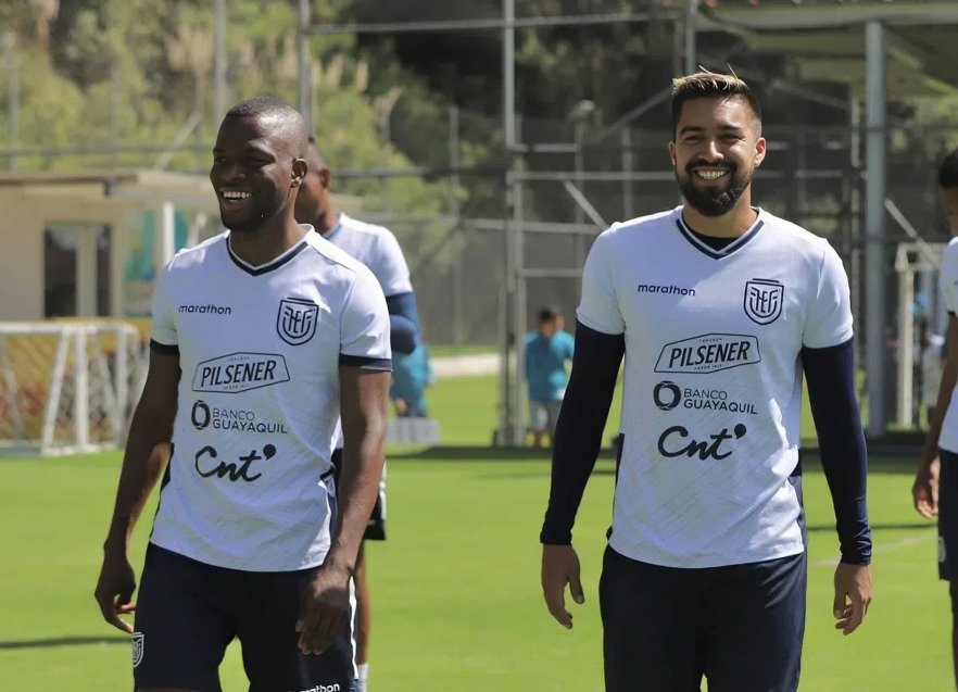 Enner Valencia apoya a Emelec