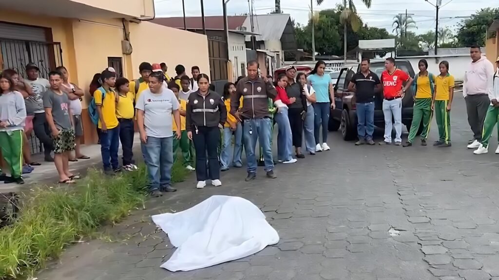 Asesinato de profesora frente a un colegio en La Concordia