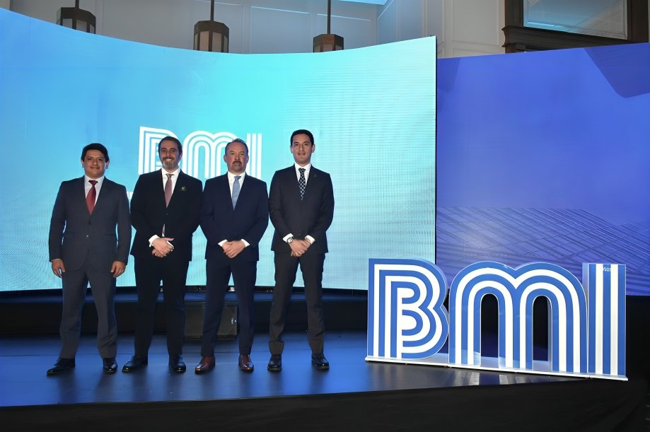 Directivos de BMI Financial Group en el Kick Off 2026 realizado en Ecuador