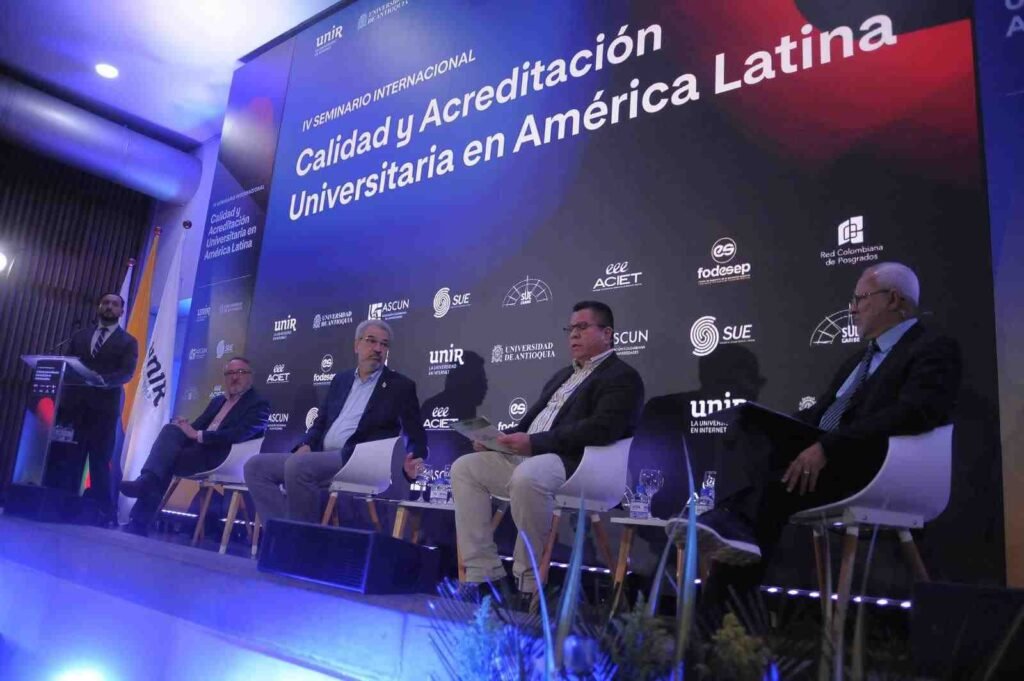IA transformación universitaria calidad Iberoamérica