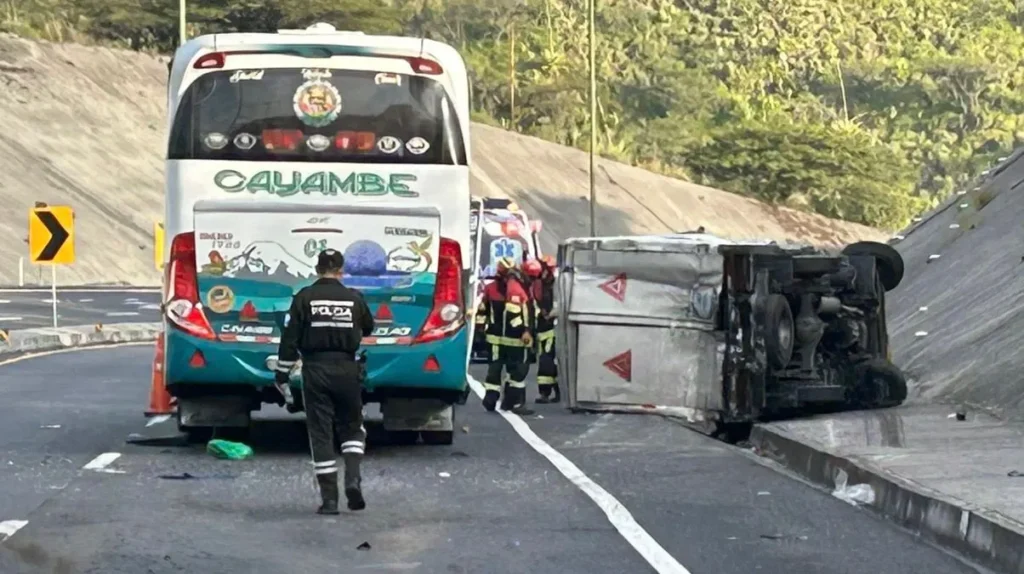 Accidente de tránsito en la Panamericana Norte deja un fallecido y ocho heridos