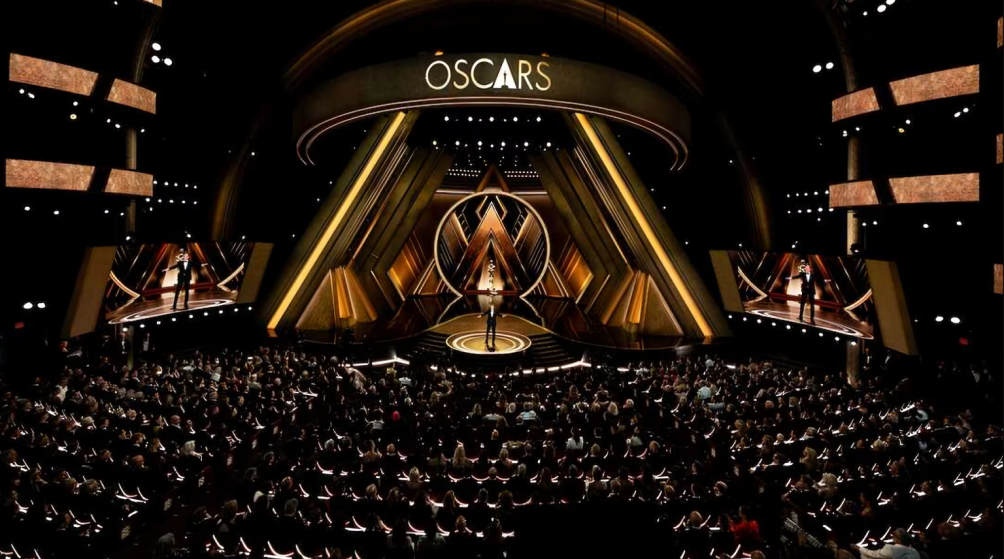 Collage con los pósters de las películas más nominadas al Oscar 2026: 'Sinners', 'One Battle After Another' y 'Frankenstein'.