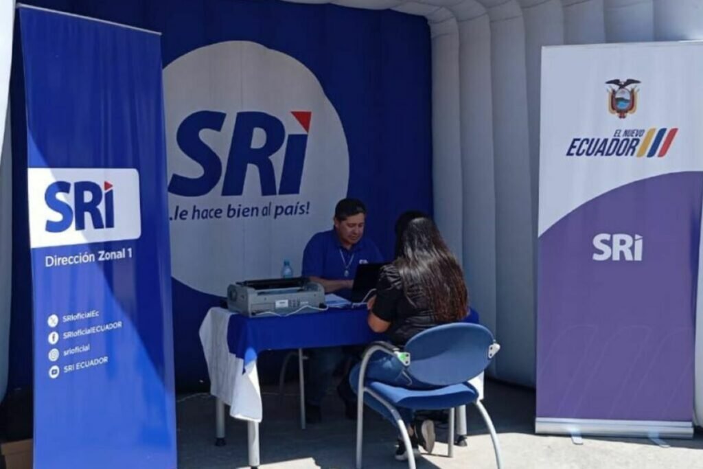 contribuyentes en Ecuador