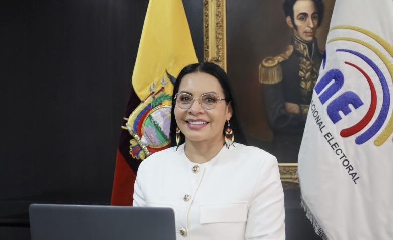Diana Atamaint en el CNE