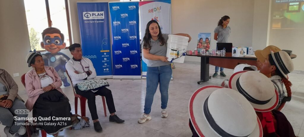 Proyecto EDUWASH implementa filtros de agua en comunidades rurales de la Sierra ecuatoriana